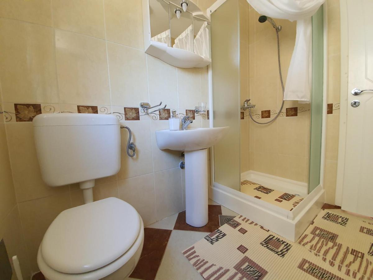 The Nifty Nook Apartments Novalja Ngoại thất bức ảnh